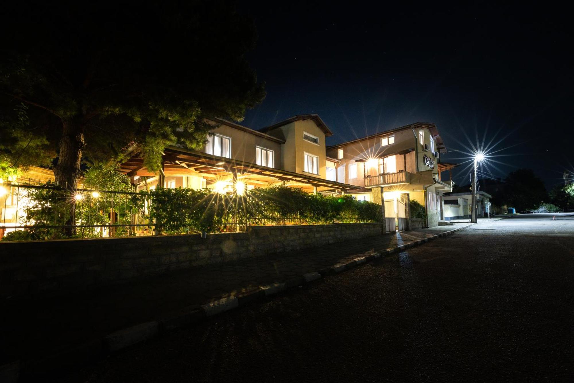 Hotel Kibor Gulubovo  外观 照片