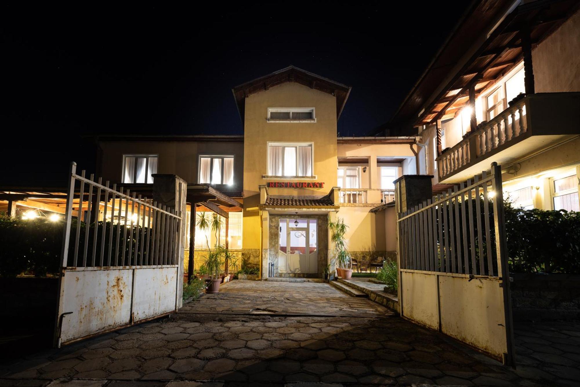 Hotel Kibor Gulubovo  外观 照片