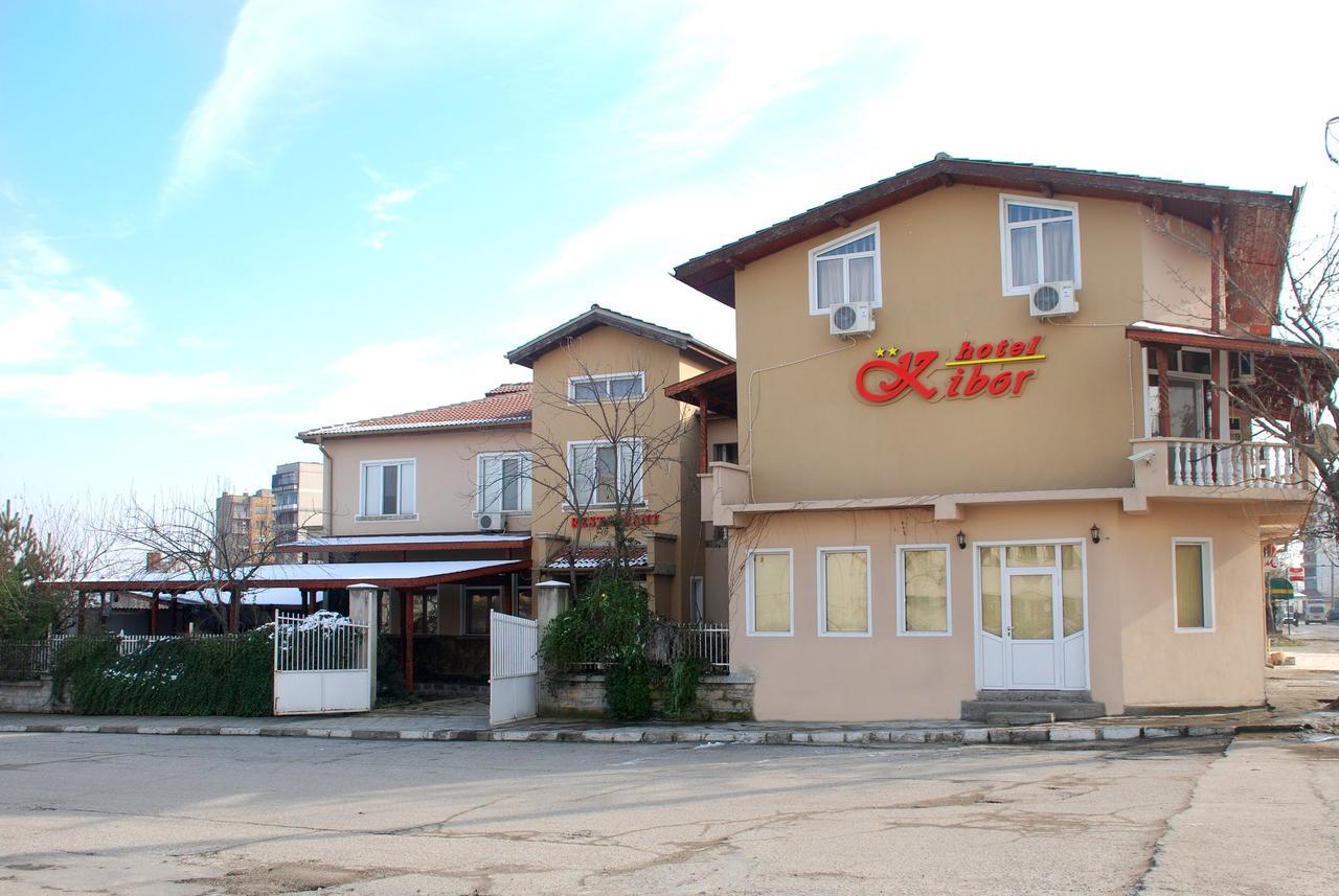Hotel Kibor Gulubovo  外观 照片